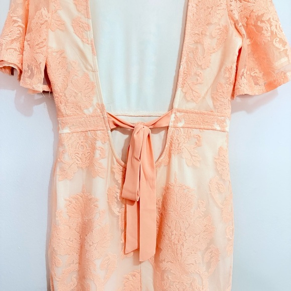 Cream & Pink Lace Dress w Flutter Sleeve & Ruffle Trim Open Back w Pink Tie Bow - Picture 13 of 16